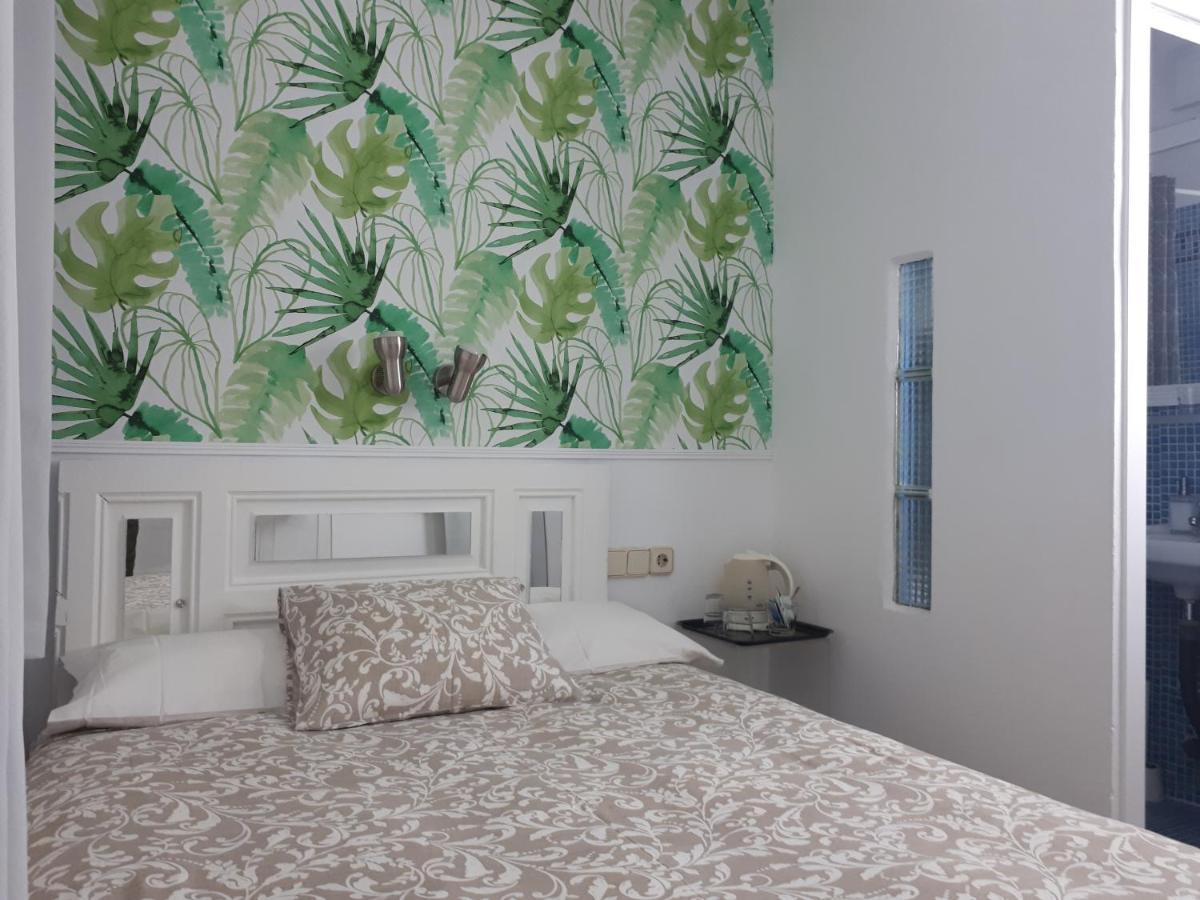 Hostal Casa Chueca Μαδρίτη Εξωτερικό φωτογραφία