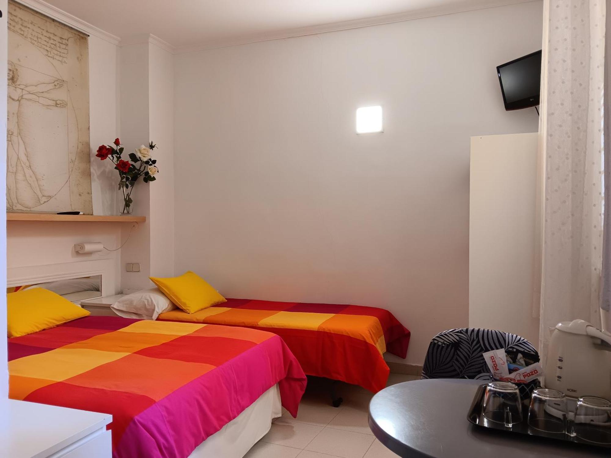 Hostal Casa Chueca Μαδρίτη Εξωτερικό φωτογραφία