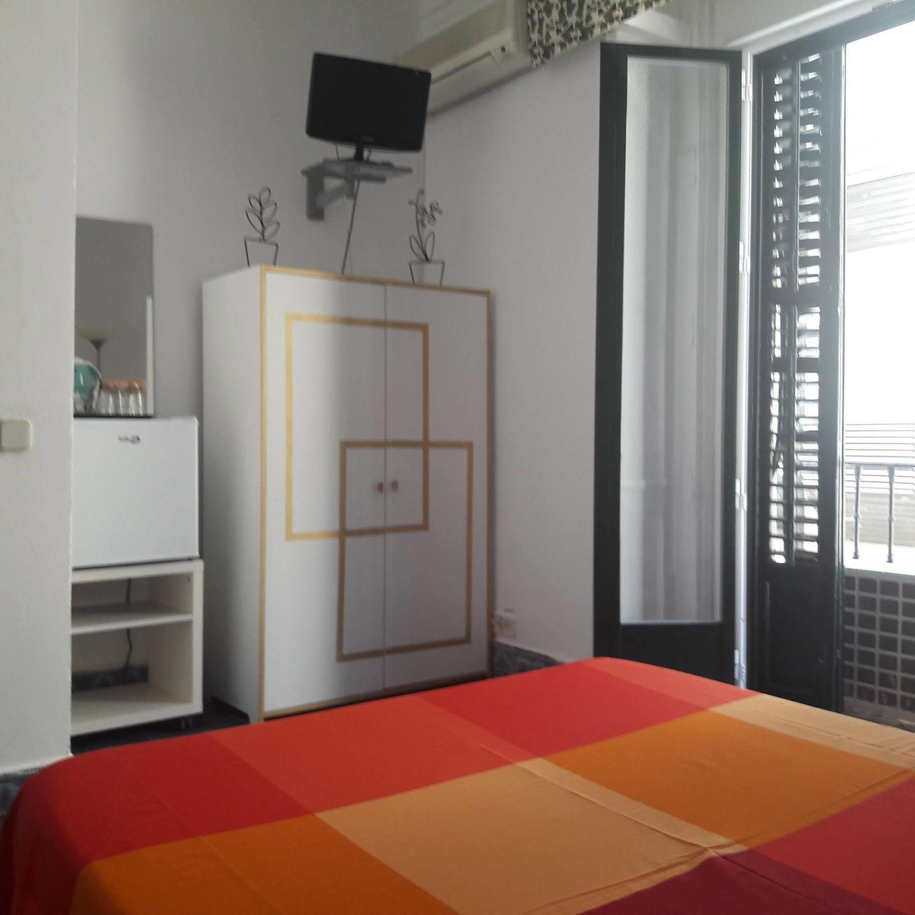 Hostal Casa Chueca Μαδρίτη Εξωτερικό φωτογραφία